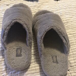 UGG Plush Open-Back Slippers in Light Gray